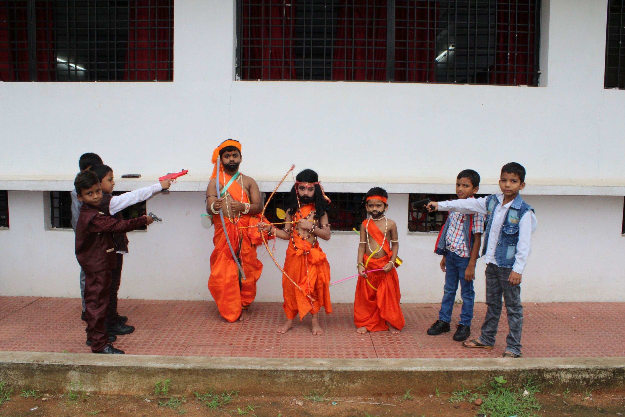 Image of Boy dressed up as Alluri Sitarama Raju-BE792227-Picxy